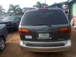 A picture of PURE FIRST BODY 2000 MODEL TOYOTA SIENNA