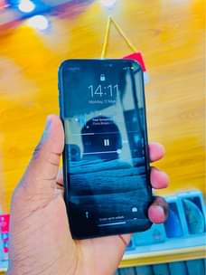 A picture of iPhone Xr