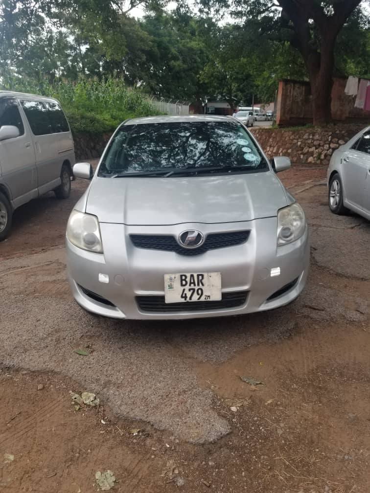 toyota auris