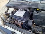 A picture of Toyota sienna 2002 model