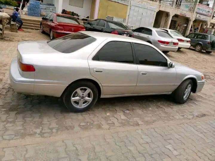 A picture of 2002 Toyota Camry