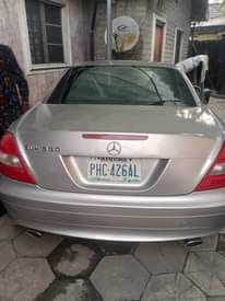 A picture of Belgium grade 2009 SLK350 convertible Benz everything working perfectly just