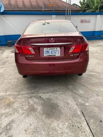 A picture of HOTTEST DEAL Extremely clean Lexus Es350 2008 Please come with