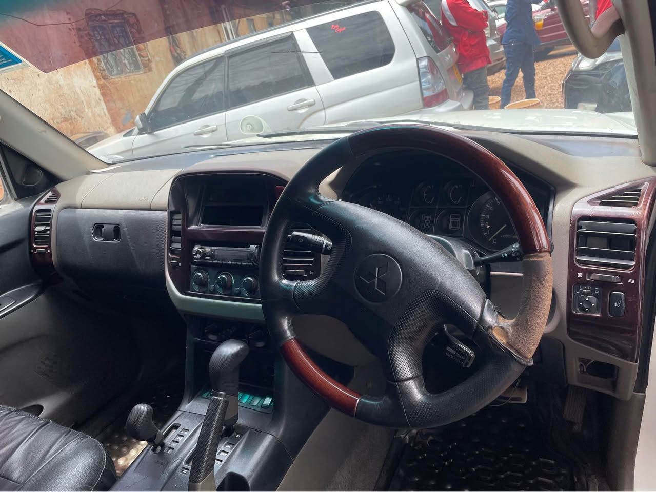 A picture of Pajero GDI