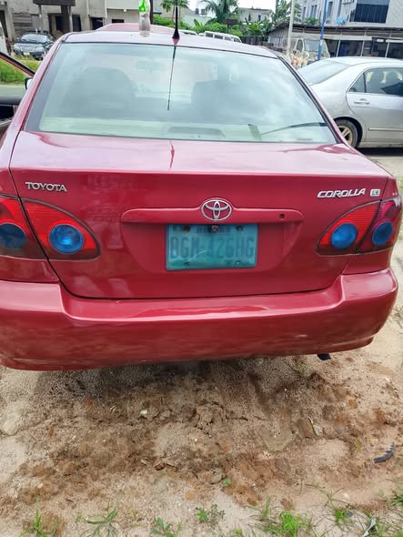 A picture of 06 Toyota Corolla