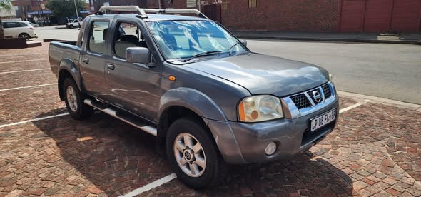 used nissan hardbody