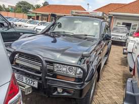 A picture of LAND CRUISER