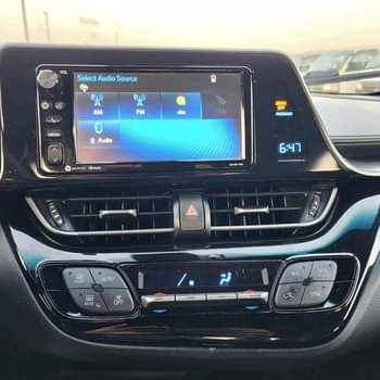 A picture of Toyota c h r