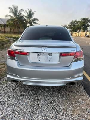 A picture of Honda Accord 010