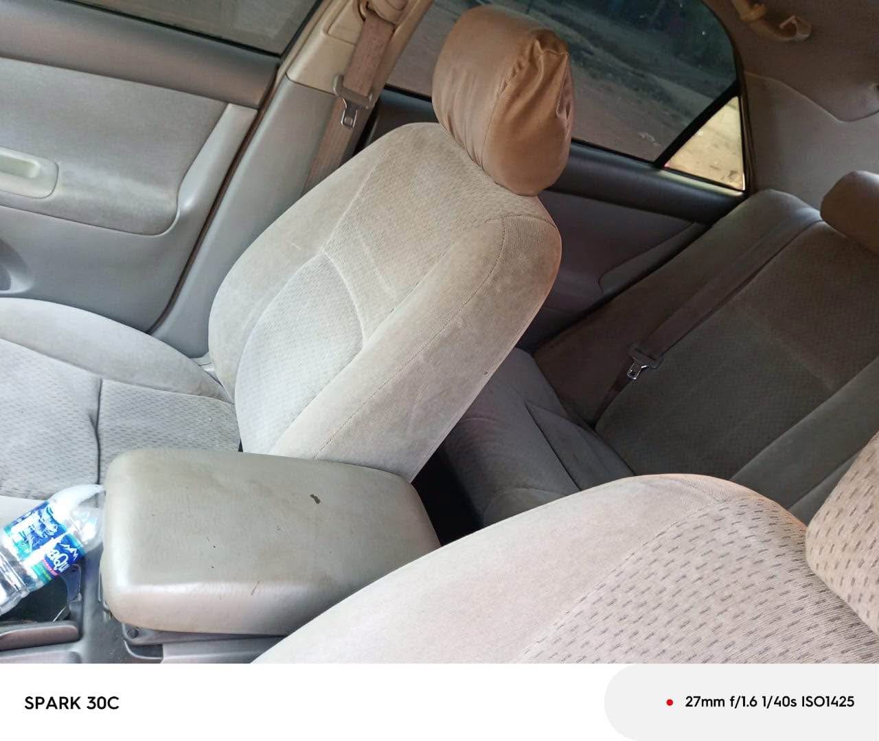A picture of 2002 Toyota Sienna