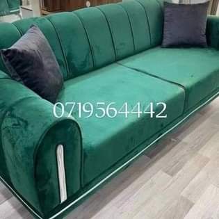 A picture of Sofa zinapatikana kwa bei nafuu kabisa