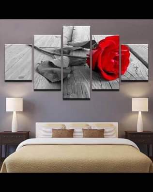 A picture of Canvas wall art at 200 000 Call 0704474523 for deliveries