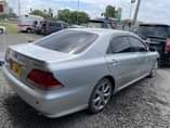 A picture of TOYOTA CROWN ATHLETE