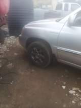 A picture of Toyota highlander 04
