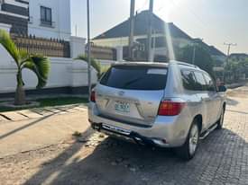 A picture of Toyota Highlander