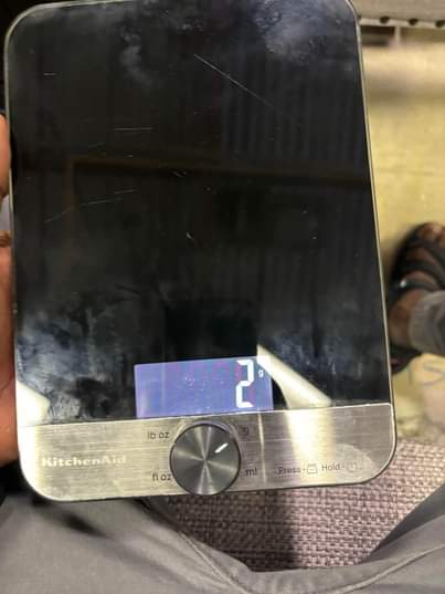 A picture of Kitchen aid scale