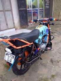 A picture of TVS KARII0718130973