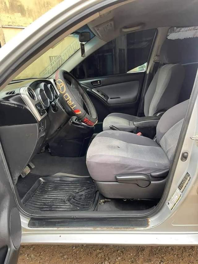 A picture of Toyota matrix