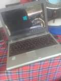 A picture of laptop toshiba haina tatizo kabisa ram 4 hdd 320