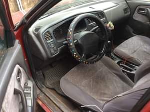 A picture of 1998 Nissan primera