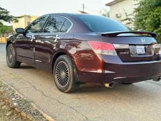 A picture of Very Clean Honda Accord V6