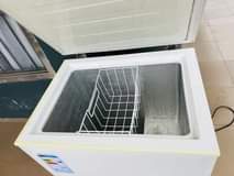 A picture of Freezer Hisense Lita 150 Nipo ukonga moshbar 0763400503