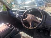 used nissan caravan