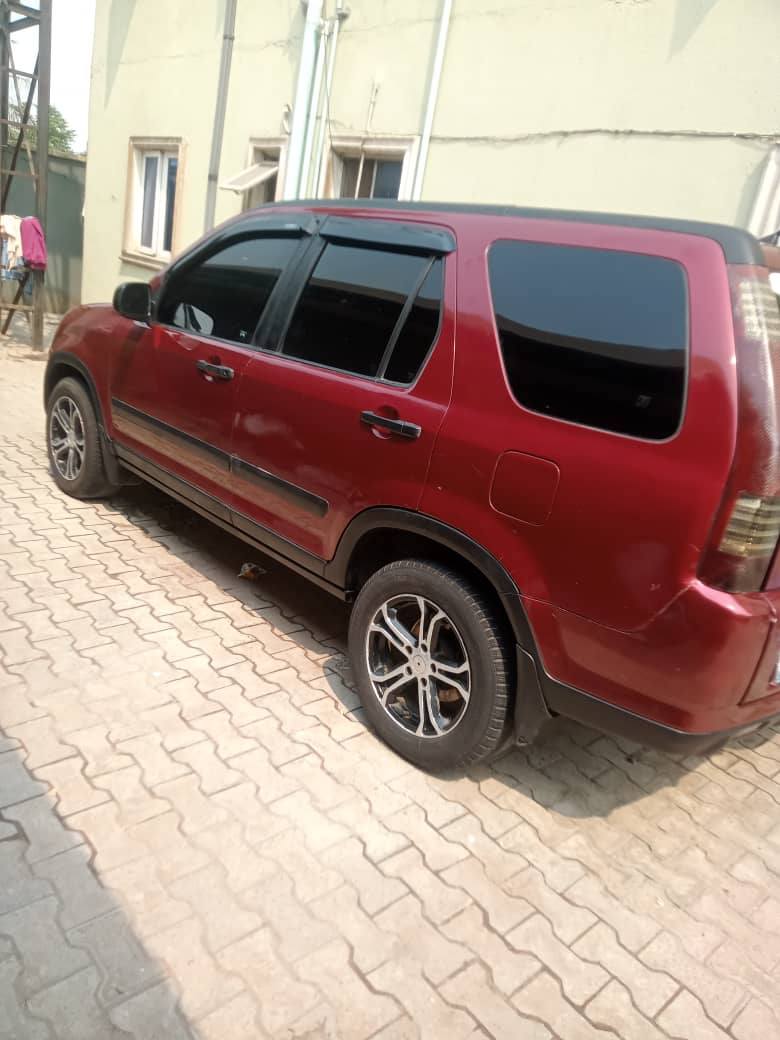 A picture of 2005 HONDA CRV FOR SALE.