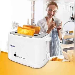 A picture of Bread toaster