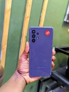 A picture of Samsung A32 128 gb 