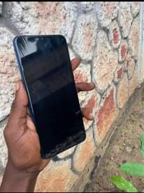 A picture of Infinix hot10 Play DODOMA7 88003371