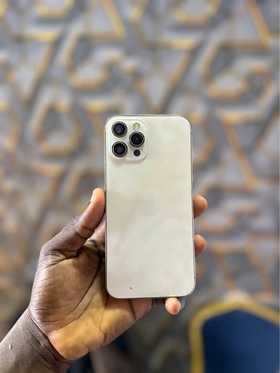 A picture of No Face ID 12pro max