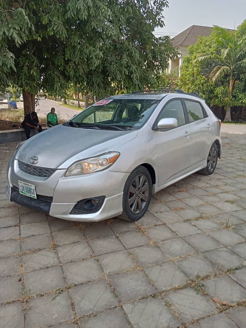 A picture of 2009 Toyota Matrix Sport Engine gear Ac is excellent Location