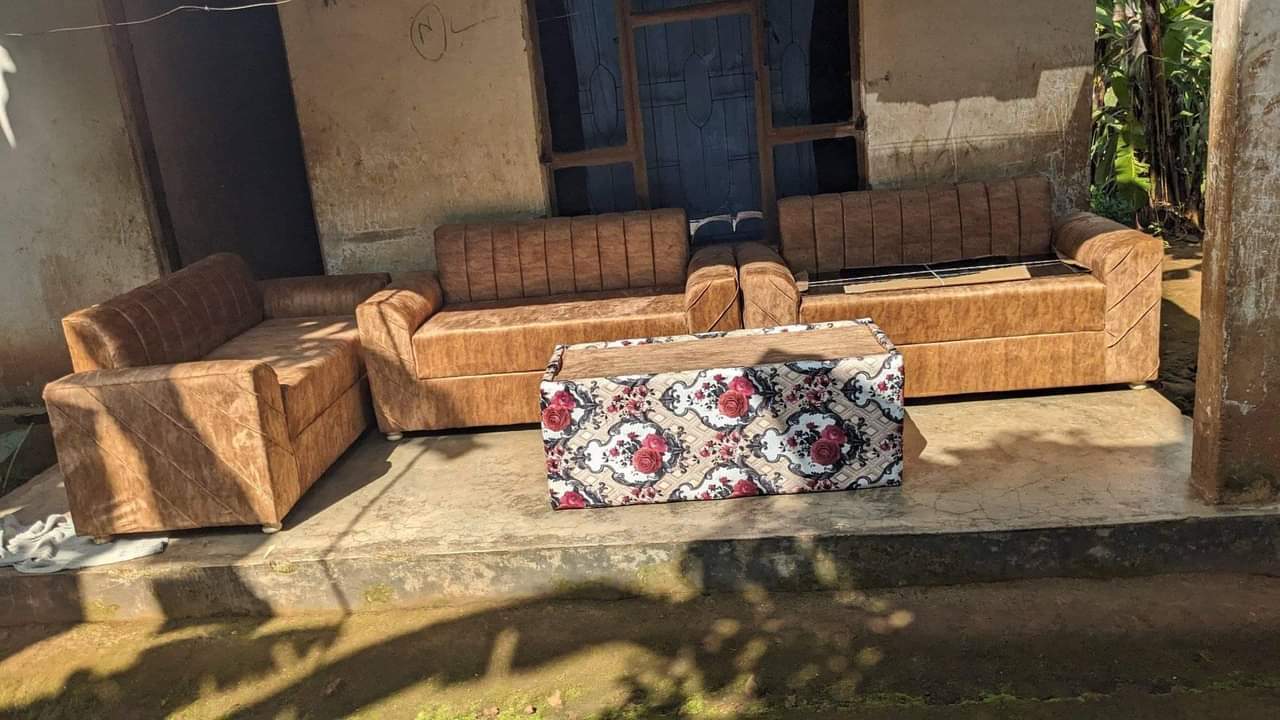A picture of Sofaset