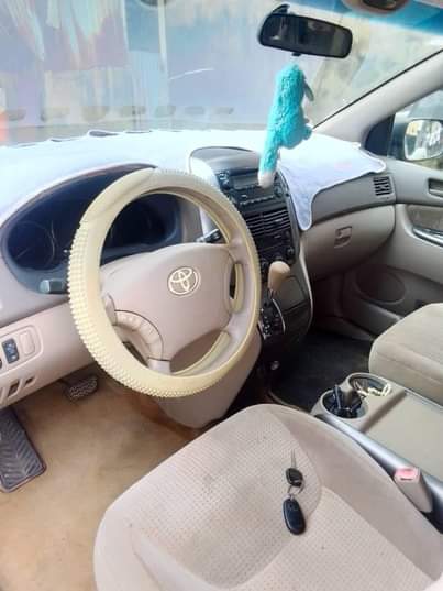 A picture of Car