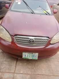 A picture of 2005 Toyota Corolla untouched Engine and gear ac has leakage