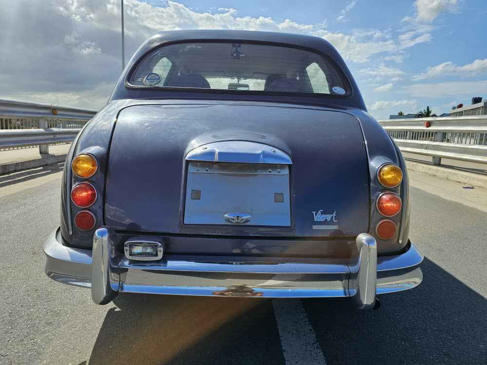 A picture of NISSAN MITSUOKA 0652564588