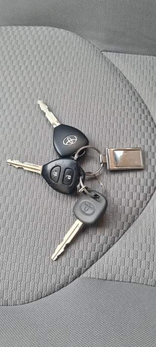 A picture of 2009 TOYOTA RAV 4 LADY DRIVEN CRUISE CONTROL AL FUTTAIM