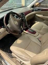 A picture of Toks standard Lexus Es300 everything is working perfectly engine gearAc