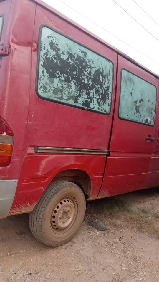 A picture of 2006 MERCEDES BENZ BUS CAR 06
