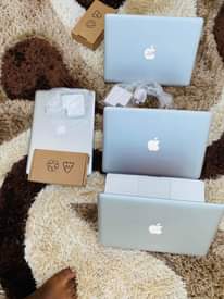 A picture of MACBOOK PRO core i5 RAM 8GB BEI KITONGA