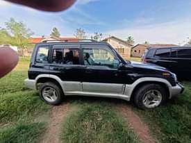 A picture of Suzuki Escudo