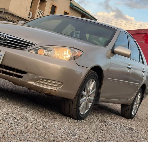 A picture of 2005 TOYOTA CAMRY BFN BIG DADDY IN TOKS STANDARD