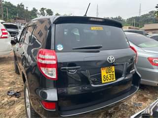 A picture of Toyota Vehicle Toyota RAV4