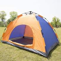 A picture of Camping staff