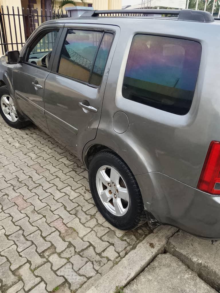 A picture of Honda Pilot 2010 Registered With Complete and Authentic Documents Direct