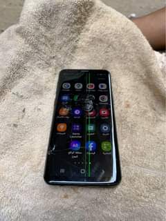 A picture of SAMSUNG S8 at 140k call 0706721621 64gb_4gb 4g Fingerprint 16mp