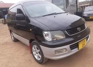 A picture of TOYOTA NOAH SR40 INAUZWA 4 5M 0743173980