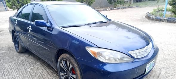 A picture of 2004 Toyota Camry XLE