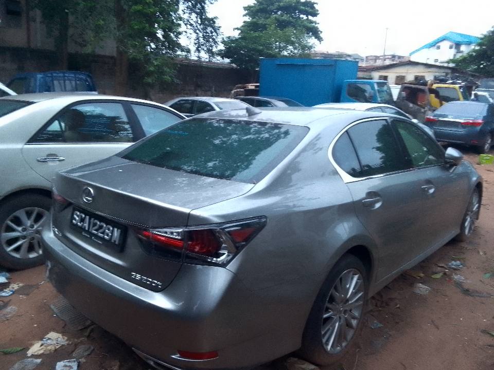 A picture of Direct Belgium Lexus GS 200t